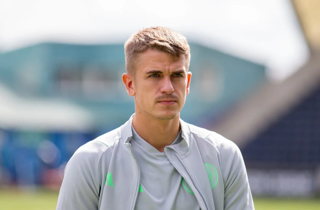 Maik Nawrocki, Nicholson