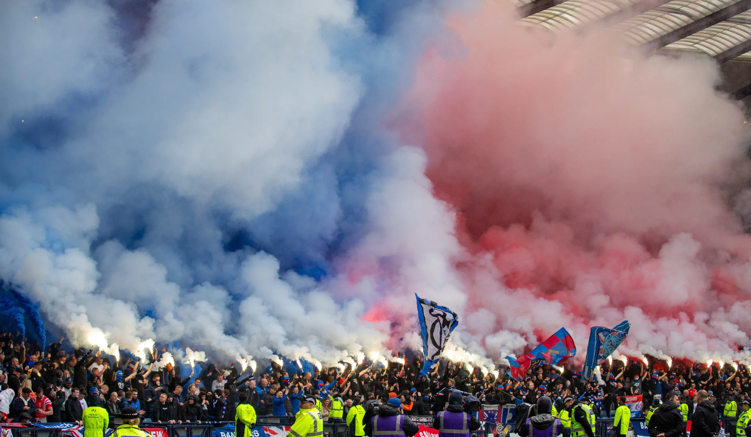 fans, bears, Ibrox, Rangers, Murrayfield, Dylan