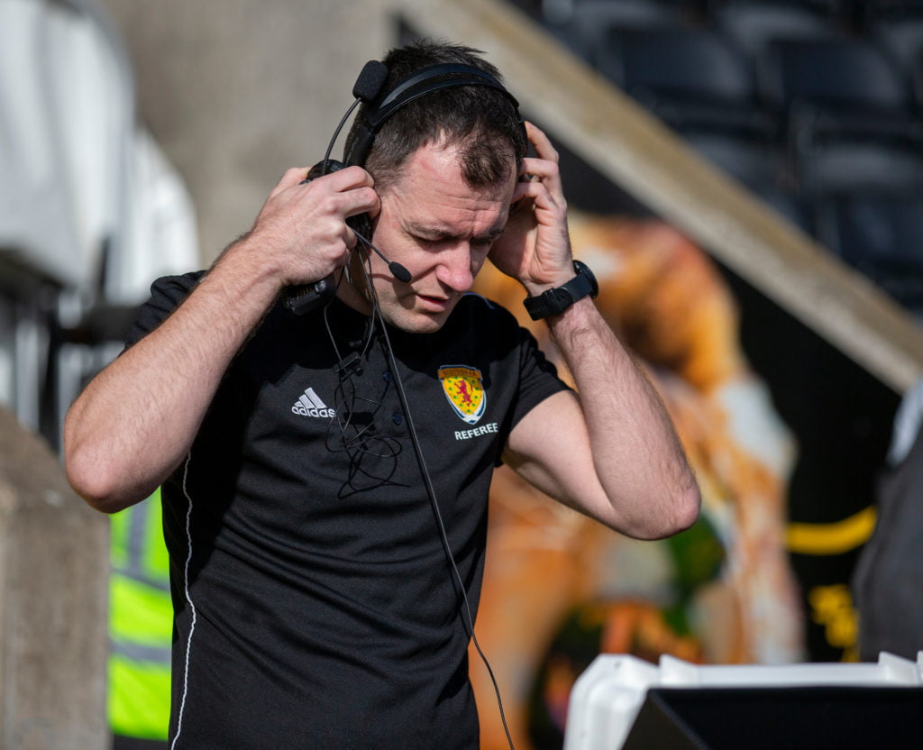 Don Robertson, Alan Muir