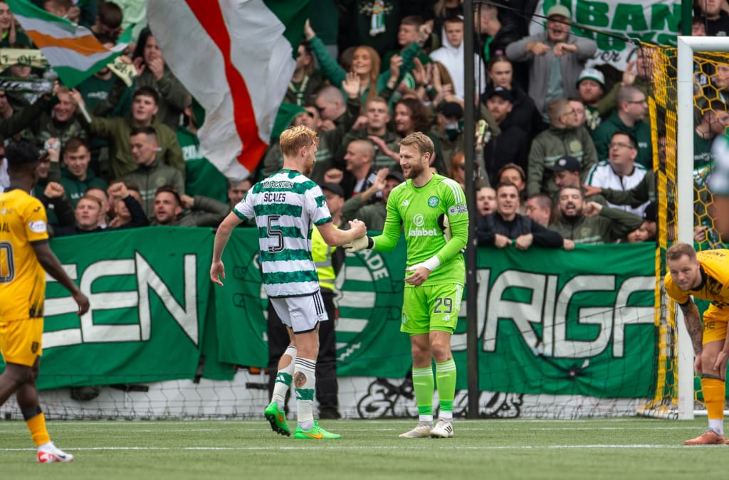 Scales, Bain, Celtic, transfer