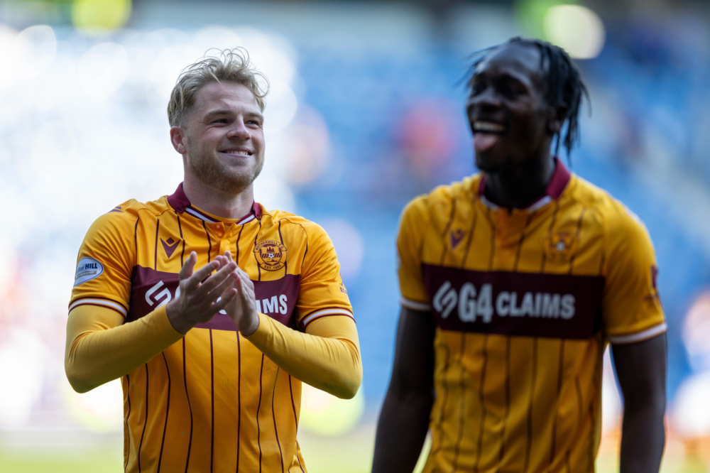 Ibrox, Welsh, Longelo, Ibrox